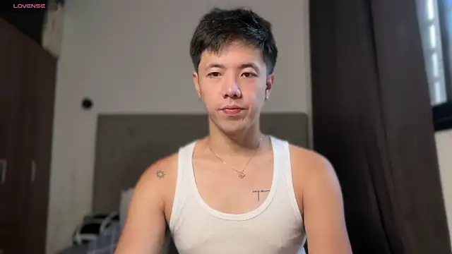 Snapshot of Addictiveboi chatting on July 1, 3:19 am Addictiveboi online show from July 1, 3:19 am