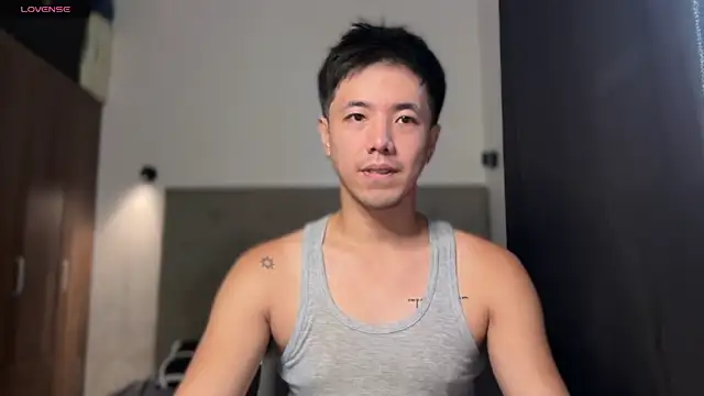 Snapshot of Addictiveboi chatting on July 25, 2:31 am Addictiveboi online show from July 25, 2:31 am