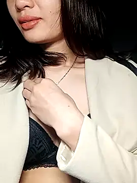 Hinna x online show from November 25, 8:20 pm