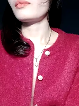 Snapshot of Hinna_x chatting on December 18, 9:10 pm Hinna x online show from December 18, 9:10 pm