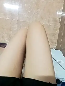 Snapshot of Hinna_x chatting on June 7, 12:53 pm Hinna x online show from June 7, 12:53 pm