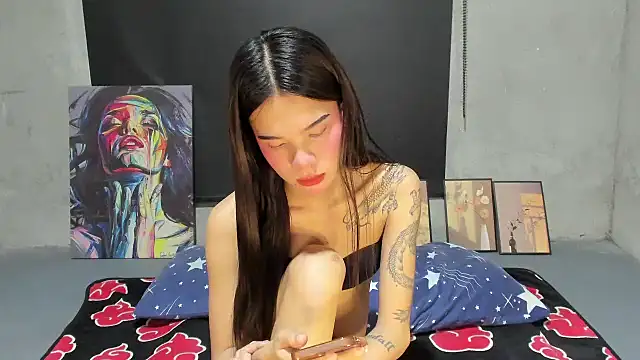 Snapshot of Colette_Thompson chatting on January 12, 3:06 pm Colette Thompson online show from January 12, 3:06 pm