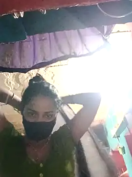 Snapshot of kajalbhabhi44 chatting on May 15, 7:48 am kajalbhabhi44 online show from May 15, 7:48 am
