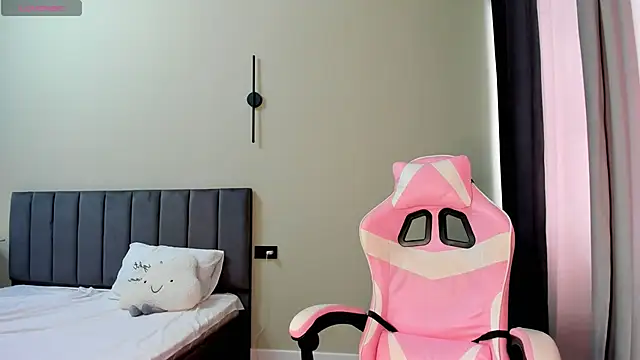 obokozu mai online show from September 14, 4:33 am