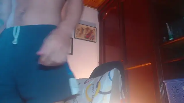 RuiMaddoox online show from October 12, 11:31 am