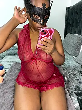 Snapshot of wellbuiltDiosa chatting on October 5, 10:51 pm wellbuiltDiosa online show from October 5, 10:51 pm