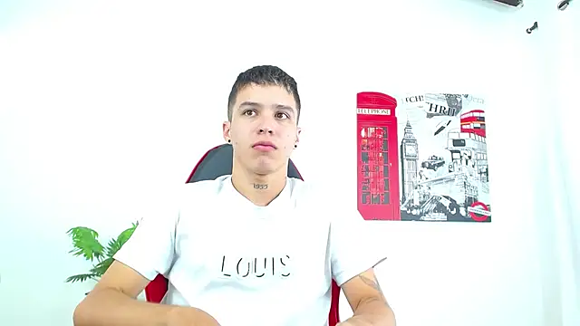 Snapshot of Cumandres18 chatting on September 25, 2:10 pm Cumandres18 online show from September 25, 2:10 pm