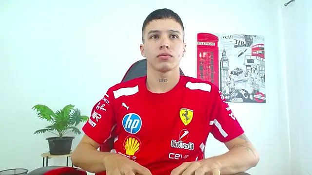 Snapshot of Cumandres18 chatting on November 25, 2:06 pm Cumandres18 online show from November 25, 2:06 pm