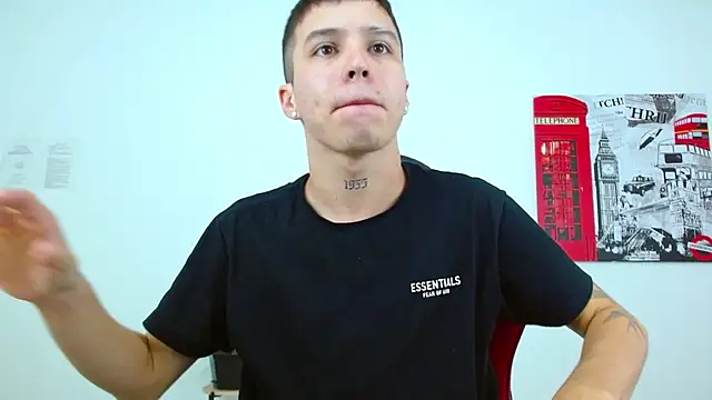 Snapshot of Cumandres18 chatting on November 28, 1:47 pm Cumandres18 online show from November 28, 1:47 pm