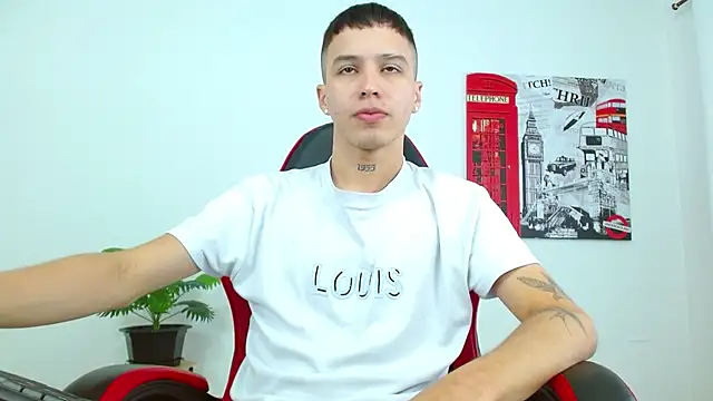 Snapshot of Cumandres18 chatting on December 1, 2:22 pm Cumandres18 online show from December 1, 2:22 pm