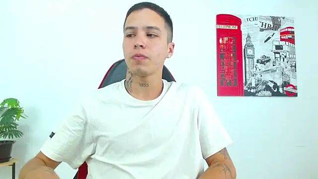 Cumandres18 online show from April 30, 3:07 pm