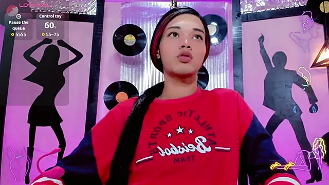 Madison Mujica online show from February 19, 11:17 am