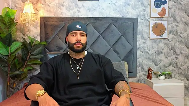 Apolo rousse1 online show from November 17, 9:31 pm