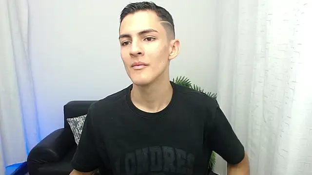 Matiius18 online show from November 22, 1:54 pm