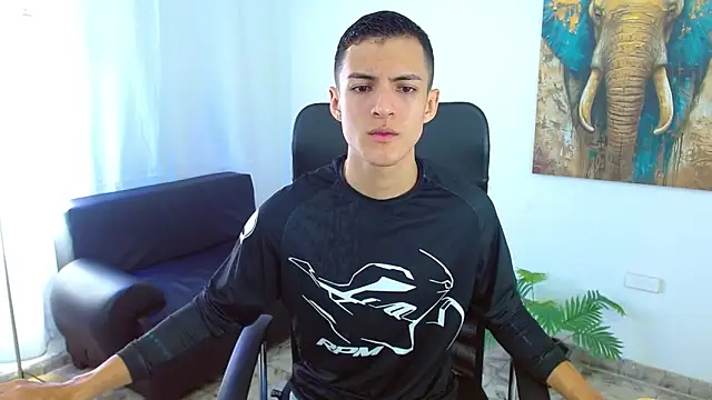 Matiius18 online show from April 25, 1:41 pm