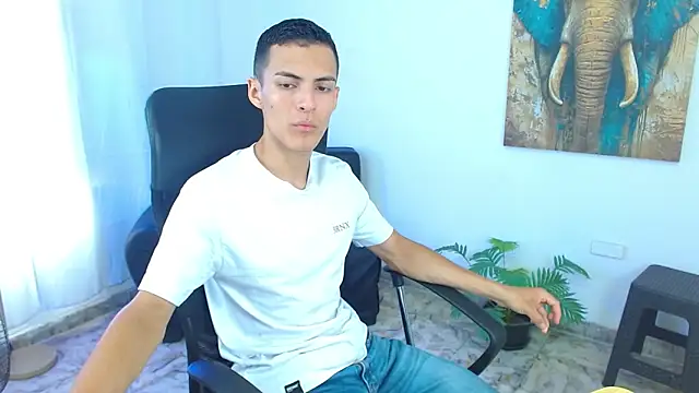 Matiius18 online show from May 30, 2:14 pm