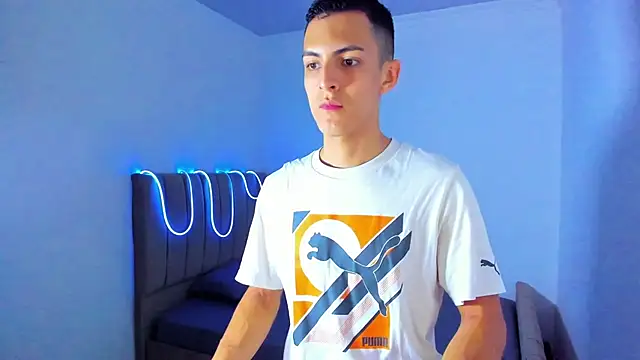 Matiius18 online show from June 10, 1:43 pm