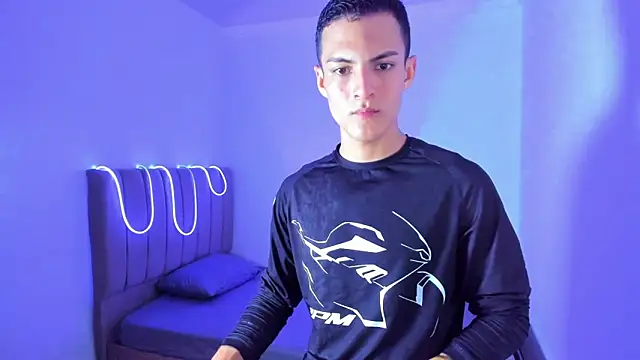 Matiius18 online show from June 16, 3:36 pm