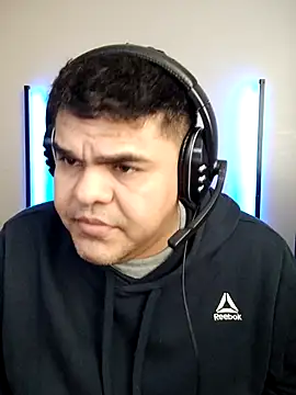 perversus12 online show from February 25, 7:23 pm