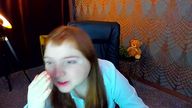 Snapshot of KattyRose8 chatting on June 21, 5:26 pm KattyRose8 online show from June 21, 5:26 pm
