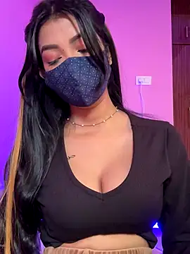 Neha18 online show from November 21, 8:35 am