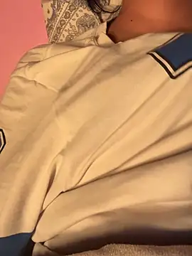 Neha18 online show from February 3, 5:51 pm