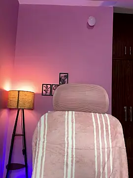 Neha18 online show from April 26, 11:19 am