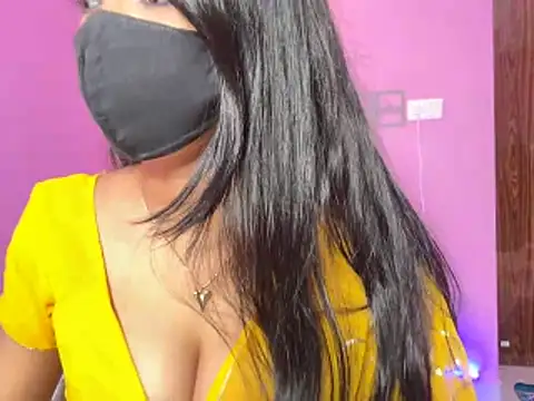 Snapshot of Neha18 chatting on June 8, 5:24 pm Neha18 online show from June 8, 5:24 pm