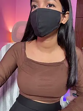 Snapshot of Neha18 chatting on June 9, 6:25 am Neha18 online show from June 9, 6:25 am