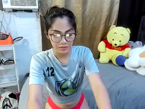 Snapshot of uramandapitite chatting on October 30, 8:31 pm uramandapitite online show from October 30, 8:31 pm