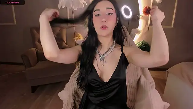 Snapshot of Lii_Rose chatting on July 3, 9:10 pm Lii Rose online show from July 3, 9:10 pm