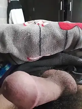 Snapshot of jann1900 chatting on December 15, 3:27 pm jann1900 online show from December 15, 3:27 pm