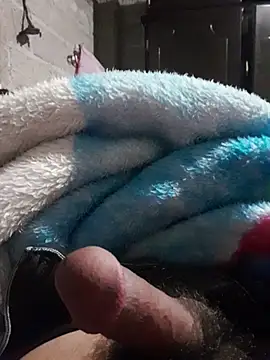 Snapshot of jann1900 chatting on December 19, 4:19 am jann1900 online show from December 19, 4:19 am