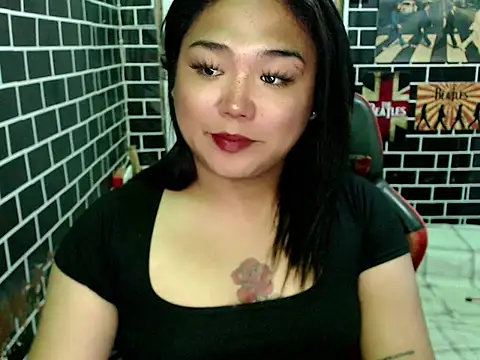 Snapshot of luluakovi_69 chatting on September 22, 7:38 pm luluakovi 69 online show from September 22, 7:38 pm