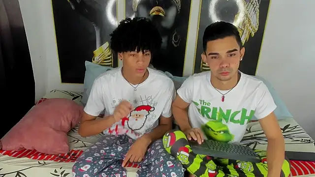 Violet Dream2 online show from December 14, 4:45 pm