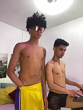 Violet Dream2 online show from March 19, 8:18 am