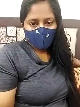 Snapshot of Shy_Peehu chatting on April 18, 7:07 pm Shy Peehu online show from April 18, 7:07 pm