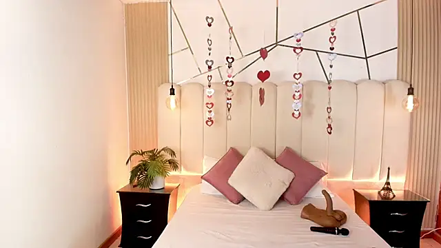 candyclair1 online show from February 16, 7:21 pm