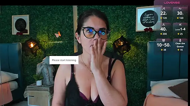 Linagh  online show from October 23, 11:42 am