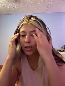 Bella  Lane online show from December 17, 7:42 pm