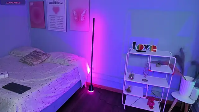 Bella  Lane online show from March 20, 3:44 am