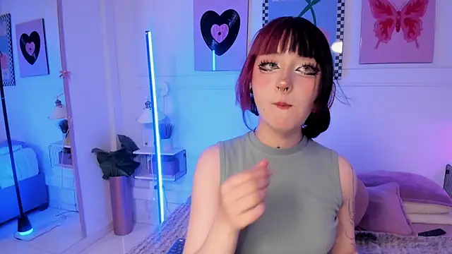 Snapshot of Zoe_Lynch_ chatting on July 16, 12:00 pm Zoe Lynch online show from July 16, 12:00 pm