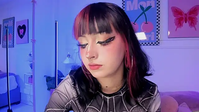 Snapshot of Zoe_Lynch_ chatting on July 29, 12:03 pm Zoe Lynch online show from July 29, 12:03 pm