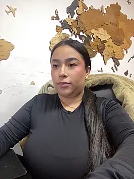 Snapshot of Zoey_thompson chatting on May 12, 1:03 am Zoey thompson online show from May 12, 1:03 am