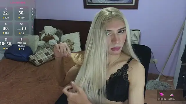 Snapshot of mirandahabach333 chatting on July 3, 10:49 pm mirandahabach333 online show from July 3, 10:49 pm