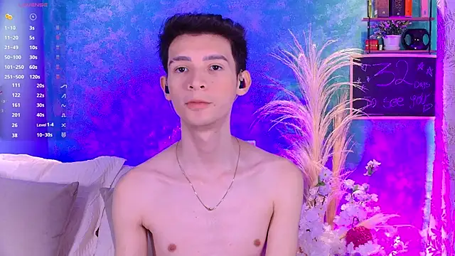 Snapshot of VicenteFerrer chatting on September 22, 4:20 pm VicenteFerrer online show from September 22, 4:20 pm