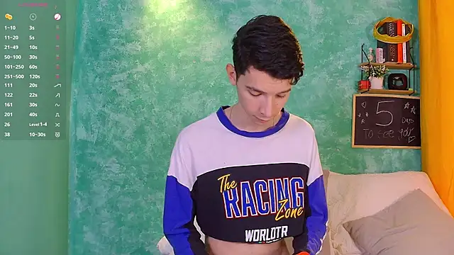 Snapshot of VicenteFerrer chatting on October 17, 8:22 pm VicenteFerrer online show from October 17, 8:22 pm