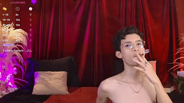 Snapshot of VicenteFerrer chatting on January 14, 8:03 pm VicenteFerrer online show from January 14, 8:03 pm