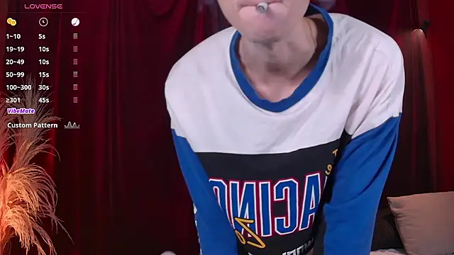 Snapshot of VicenteFerrer chatting on February 3, 5:38 am VicenteFerrer online show from February 3, 5:38 am