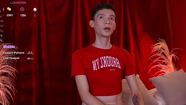 Snapshot of VicenteFerrer chatting on March 5, 3:02 am VicenteFerrer online show from March 5, 3:02 am